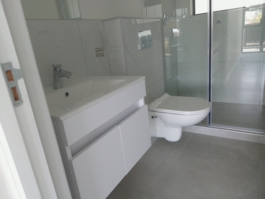 2 Bedroom Property for Sale in Flamingo Vlei Western Cape